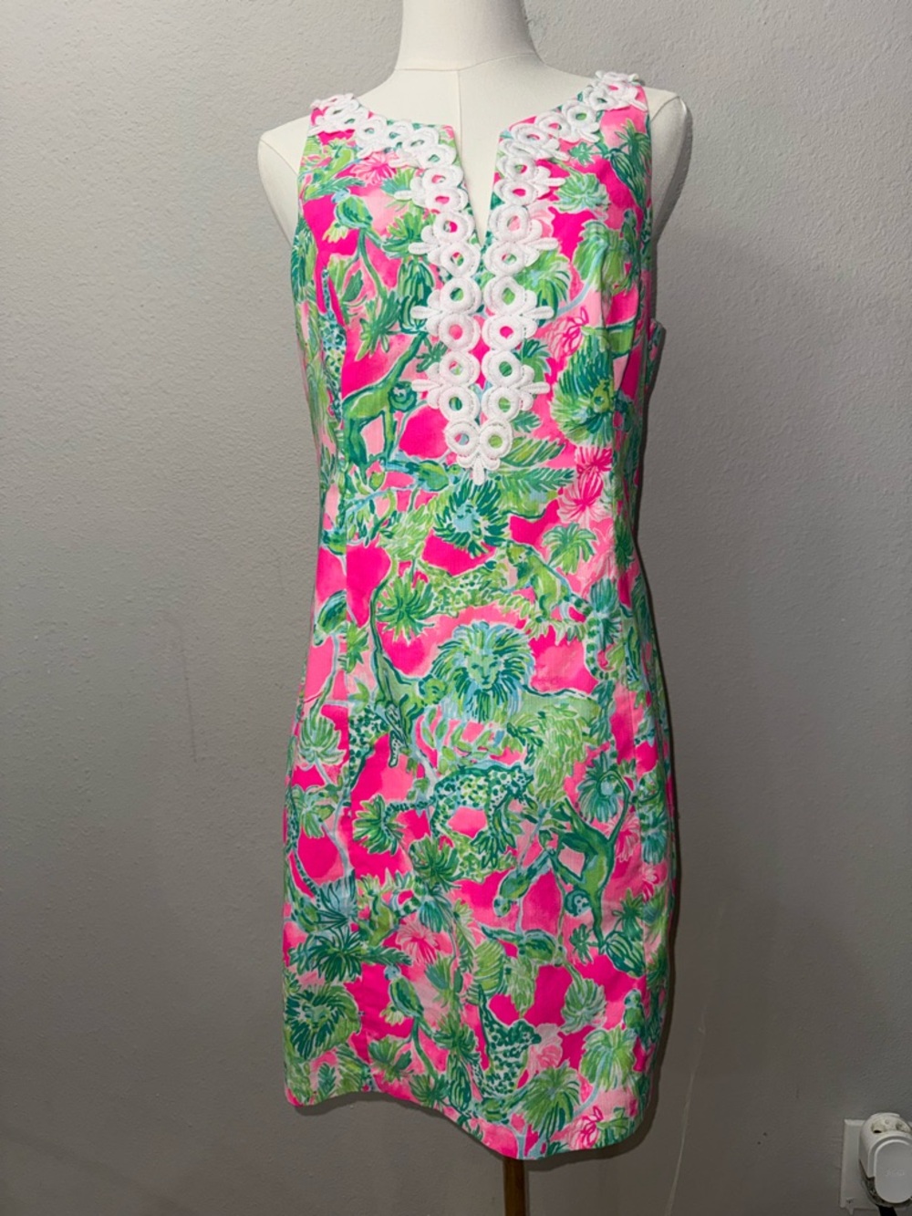 Lilly Pulitzer Gaby Shift Dress Size 8 Raz Berry Catty Shack print - Picture 2 of 4